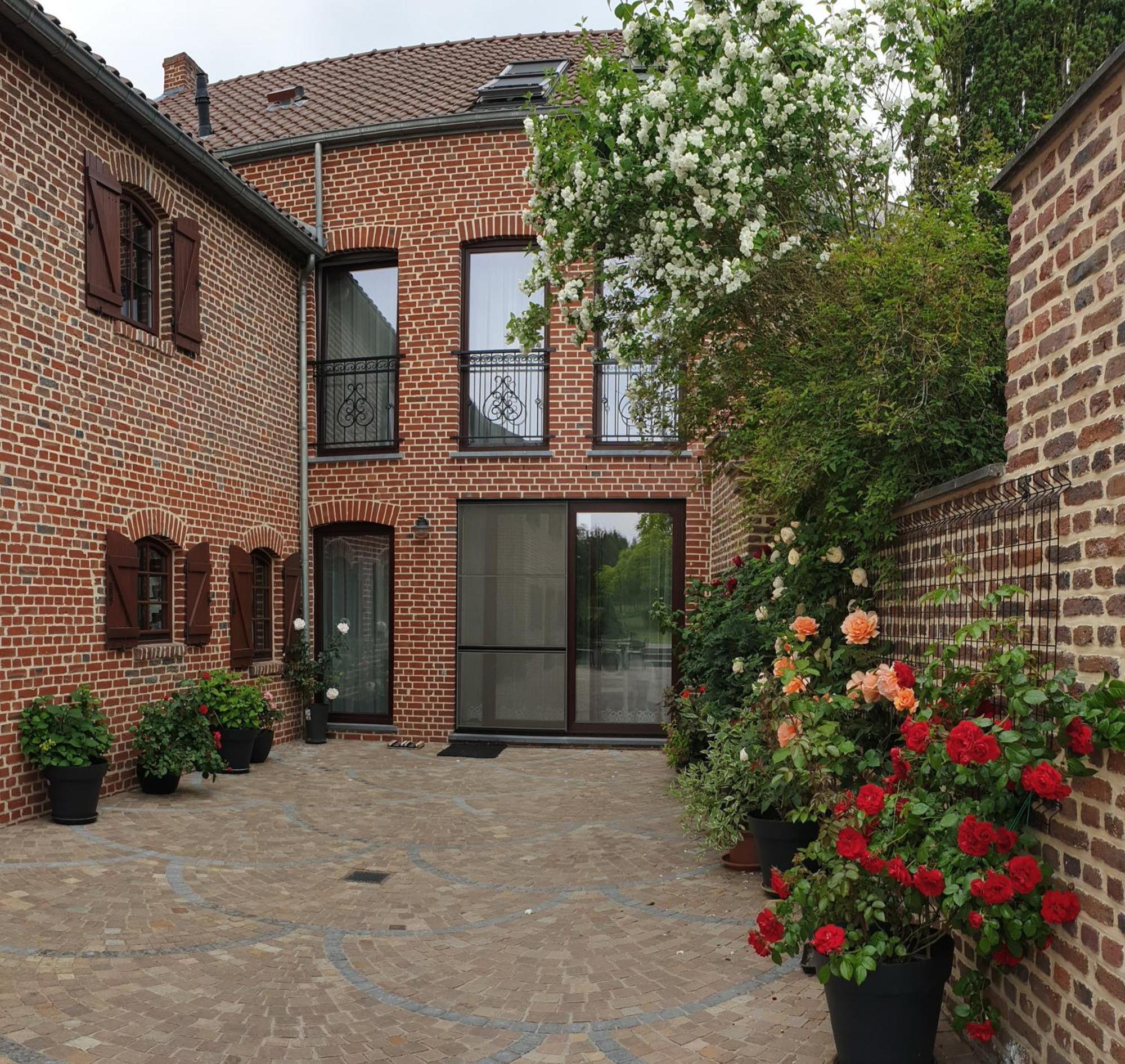 B&B Secret Garden Adults Only Voeren Exterior photo